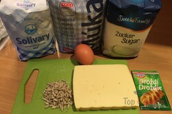 Zubereitung des Rezepts Fladen mit Käse und Samen, schritt 1