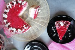 Zubereitung des Rezepts Gesunder Erdbeer-Cheesecake ohne Backen, schritt 2
