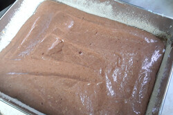 Zubereitung des Rezepts Saftiger Quark-Kuchen - Schwarz-Weiß-Kuchen, schritt 1
