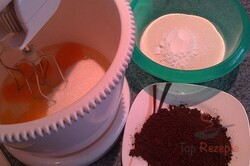 Zubereitung des Rezepts Ausgezeichneter Apfelkuchen mit Schneehaube, schritt 2