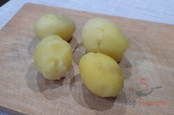Zubereitung des Rezepts Kartoffel-Blümchen aus nur 2 Zutaten - besser als klassische Pommes Frites, schritt 1