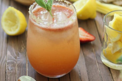 Eisgekühlte Limonade selber machen: 12 Rezeptideen für die perfekte Erfrischung an heißen Sommertagen, schritt 10