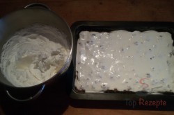 Zubereitung des Rezepts Wunderbare Pudding-Sahne-Schnitten mit Erdbeeren, schritt 13