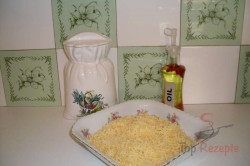 Zubereitung des Rezepts Käse mit Schinken und Ei aus dem Backofen, schritt 1