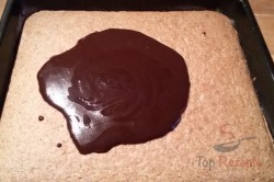 Zubereitung des Rezepts Leckerer Nuss-Zucchinikuchen mit Kakaoglasur, schritt 10
