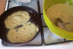 Zubereitung des Rezepts Einfache und schnelle Zucchinipuffer, schritt 5