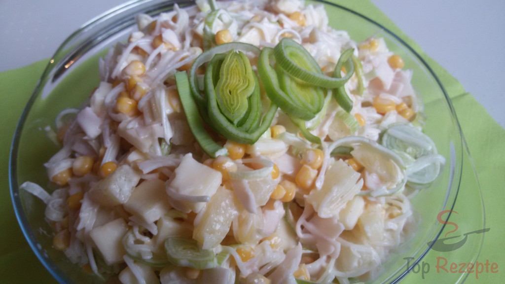 Sellerie-Ananas-Porree-Salat | Top-Rezepte.de