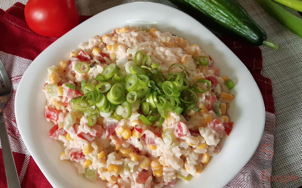 Erfrischender Reissalat mit Gemüse und griechischem Joghurt | Top ...