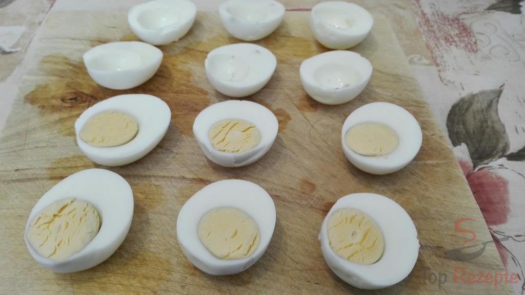 Gefüllte Eier mit Thunfischcreme | Top-Rezepte.de
