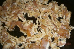 Zubereitung des Rezepts Tortillas mit Hähnchenfleisch gefüllt, schritt 2