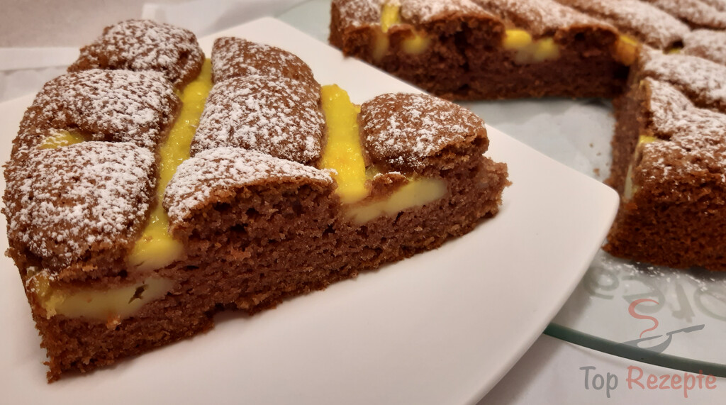 Leckerer Schoko-Kuchen mit Vanillecreme – ein Wolkenkuchen | Top-Rezepte.de