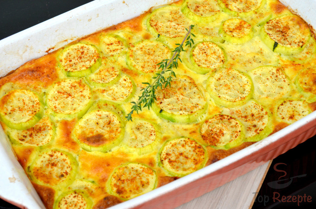Zucchini in Sahnesoße überbacken | Top-Rezepte.de