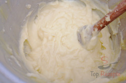 Zubereitung des Rezepts Vanillecremetorte nach Sandwich-Eis Art (ohne Backen), schritt 2