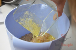 Zubereitung des Rezepts Aprikosen-Joghurt-Torte OHNE BACKEN, schritt 2