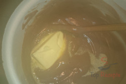 Zubereitung des Rezepts Leckerer Pudding-Sahne-Keks-Kuchen ohne Backen, schritt 5