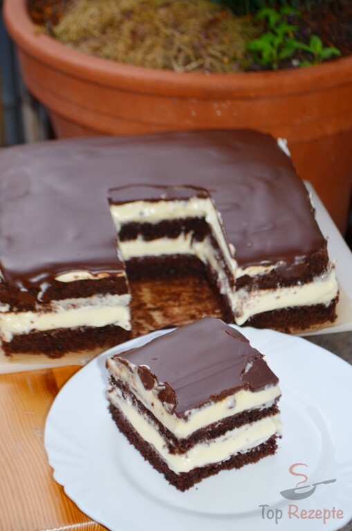 Einfache Schokoladenschnitte mit Puddingcreme – Omas Kochrezepte