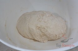 Zubereitung des Rezepts Selbstgemachte Fladen mit Kartoffel-Käse-Füllung - ohne Hefe, schritt 1
