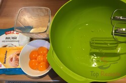 Zubereitung des Rezepts Leckerer Mohnkuchen mit Puddingcreme und Schokoladenglasur, schritt 2